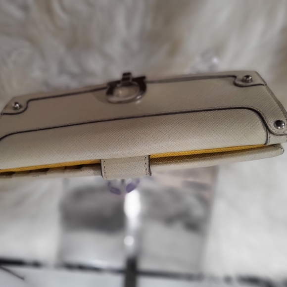 Ferragamo wallet - Picture 7 of 8
